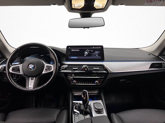 BMW 530e 16 of 30
