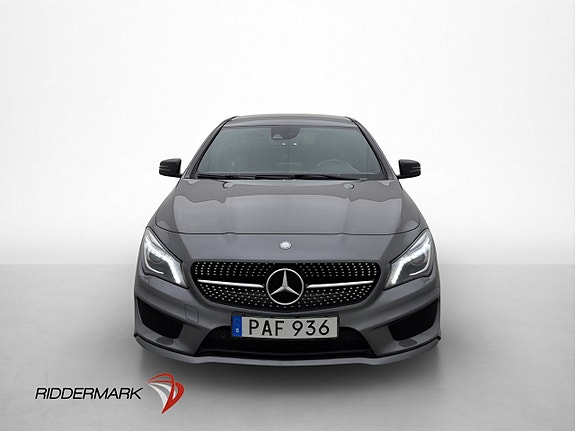 Mercedes-Benz CLA200 2 of 5