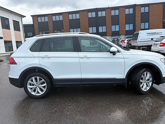 Volkswagen Tiguan 5 of 13
