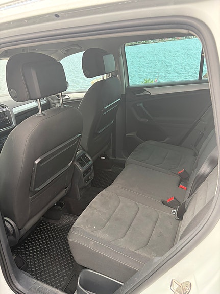 Volkswagen Tiguan 8 of 13