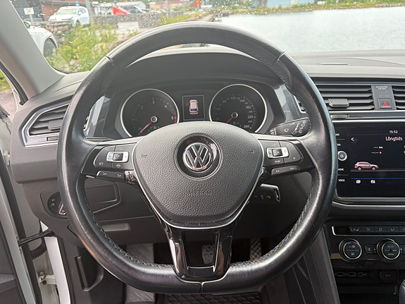 Volkswagen Tiguan 10 of 13