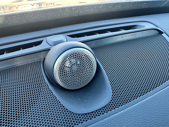 Volvo XC90 24 of 30