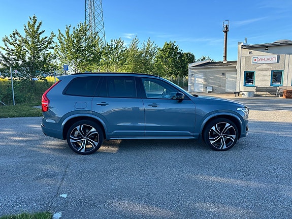 Volvo XC90 7 of 30
