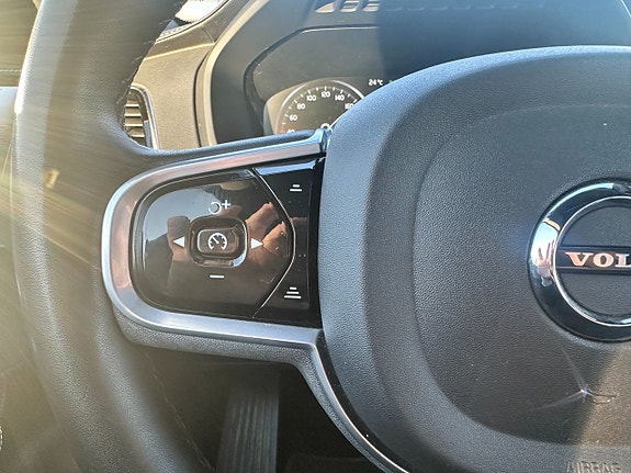 Volvo XC90 19 of 30