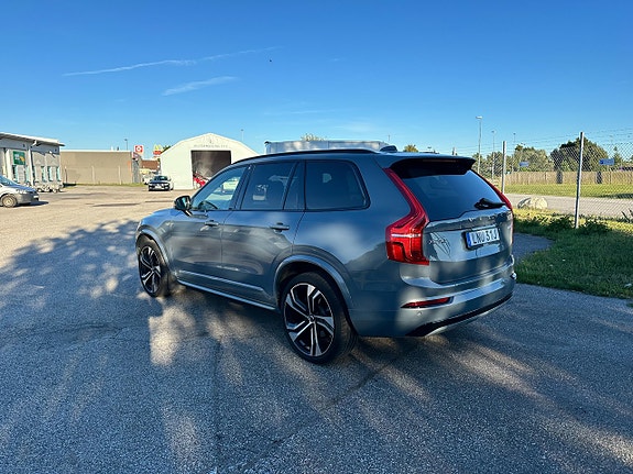 Volvo XC90 9 of 30