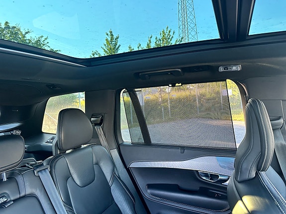 Volvo XC90 29 of 30