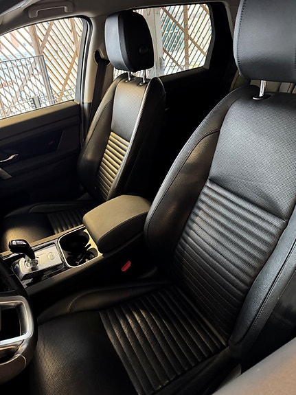 Land Rover Discovery Sport 6 of 9