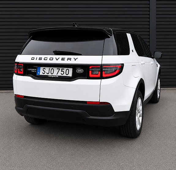 Land Rover Discovery Sport 4 of 5