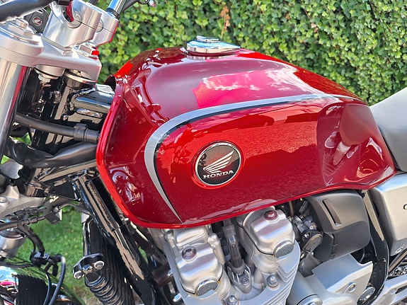 Honda Cb1100 9 of 13