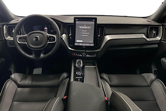 Volvo XC60 12 of 30