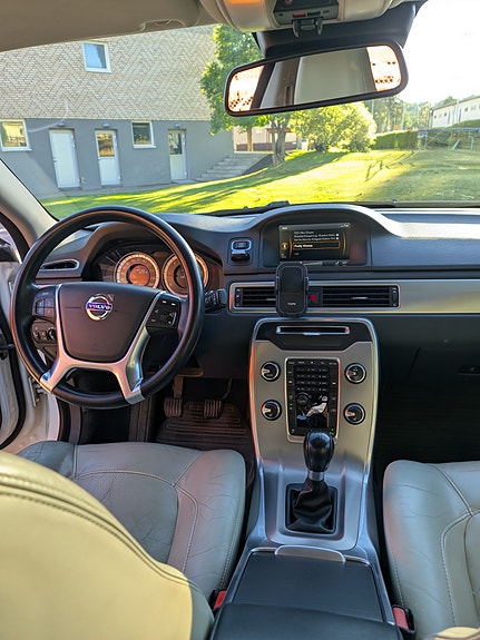 Volvo S80 5 of 5