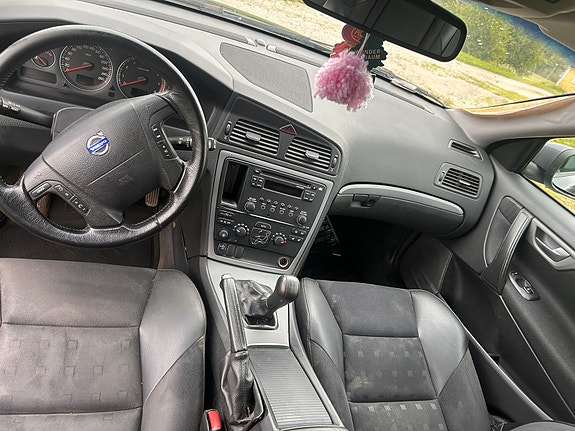 Volvo V70 5 of 5