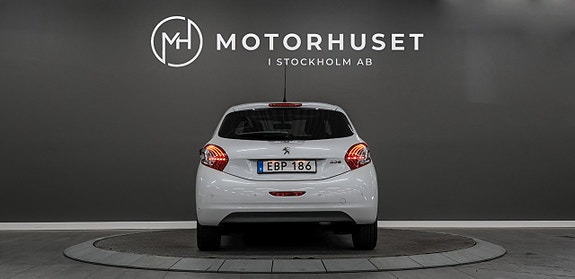 Peugeot 208 5 of 5