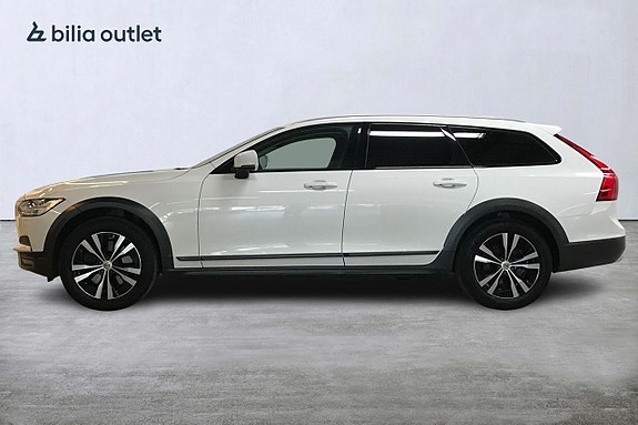 Volvo V90 Cross Country 9 of 30
