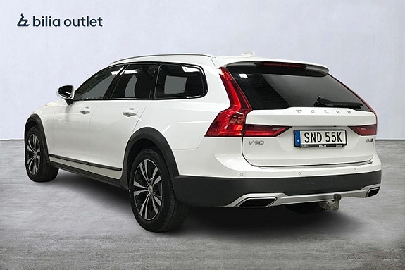 Volvo V90 Cross Country 8 of 30