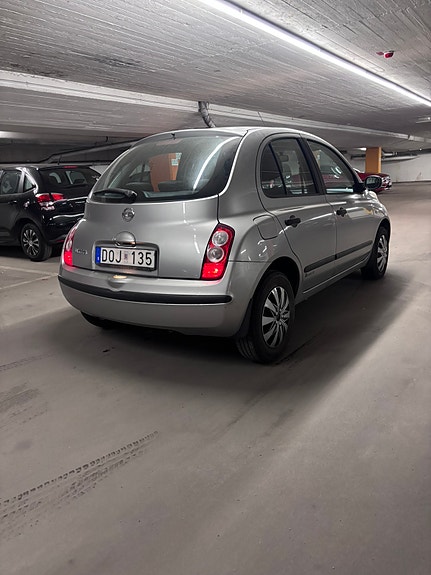 Nissan Micra 3 of 5