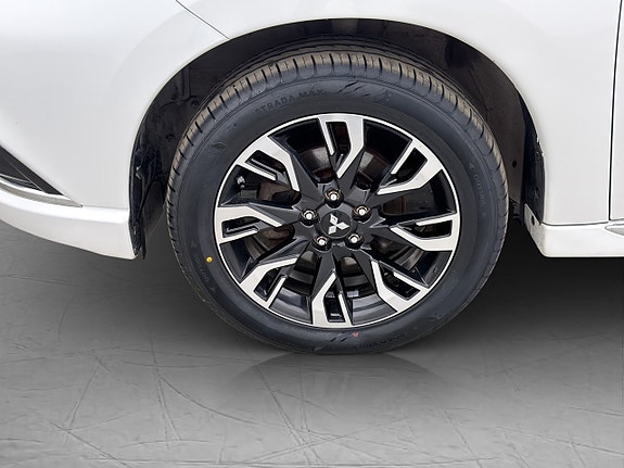 Mitsubishi Outlander 27 of 30