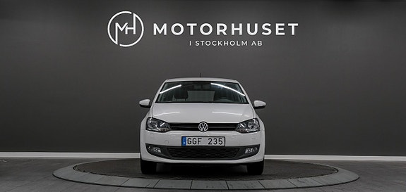 Volkswagen Polo 2 of 5