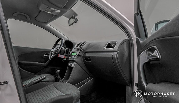 Volkswagen Polo 9 of 14