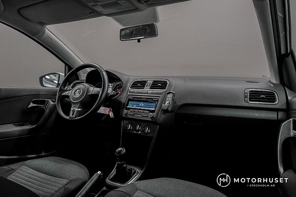 Volkswagen Polo 10 of 14