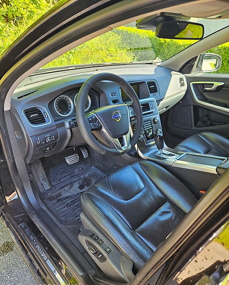 Volvo S60 6 of 8
