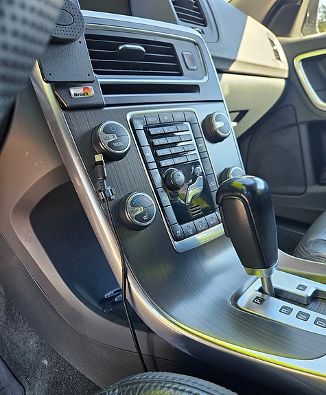 Volvo S60 7 of 8