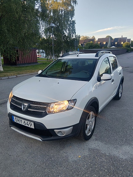 Dacia Sandero Stepway 3 of 14