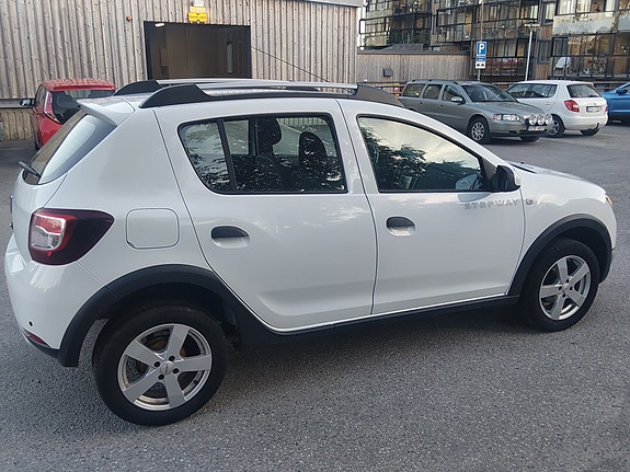 Dacia Sandero Stepway 8 of 14