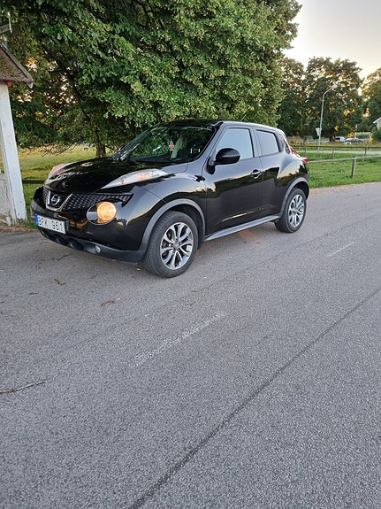 Nissan Juke 2 of 5