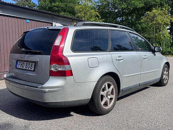 Volvo V50 5 of 5