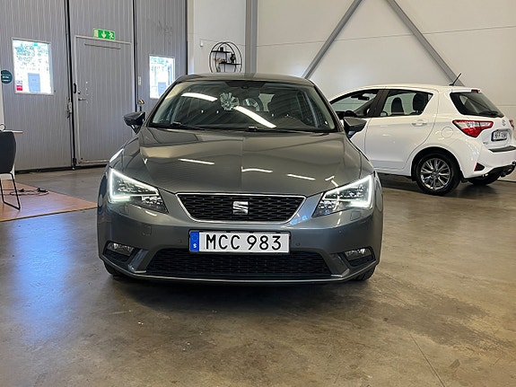 Seat Leon 2 of 14