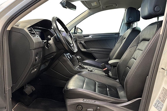 Volkswagen Tiguan 9 of 21