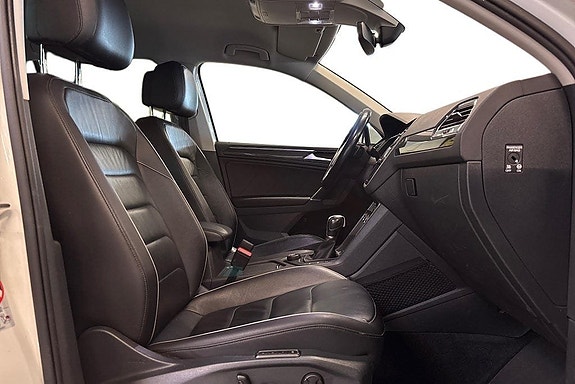 Volkswagen Tiguan 11 of 21
