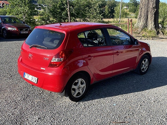 Hyundai i20 4 of 5