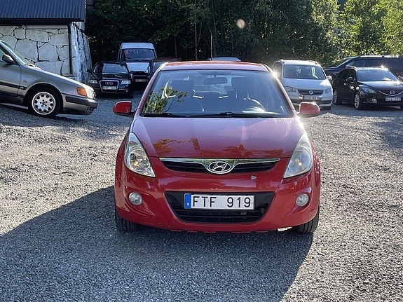 Hyundai i20 7 of 16