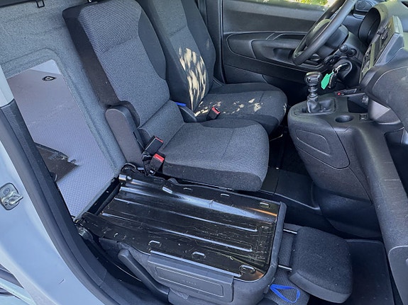 Citroen Berlingo 18 of 22