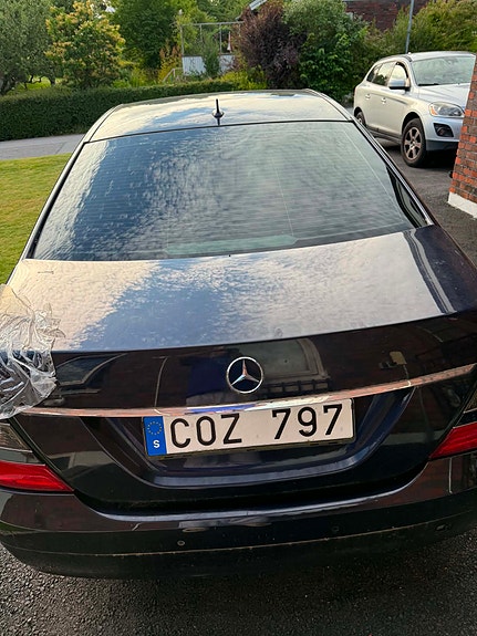 Mercedes-Benz S350 4 of 5