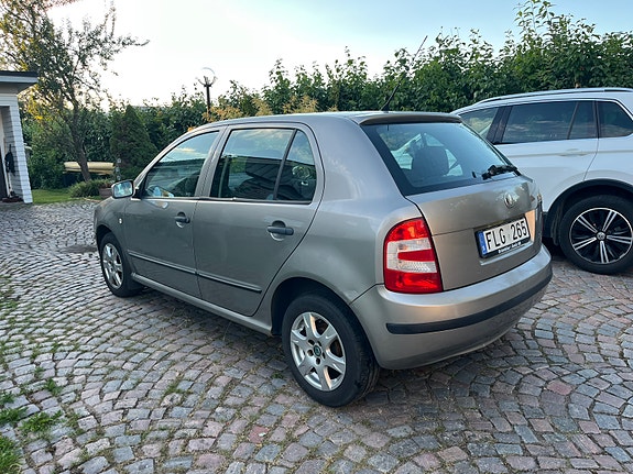 Skoda Fabia 4 of 5