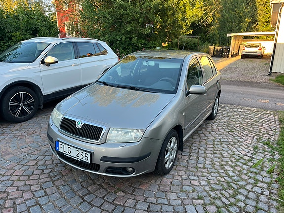 Skoda Fabia 3 of 5
