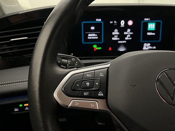 Volkswagen Tiguan 14 of 30