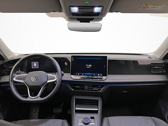 Volkswagen Tiguan 18 of 30