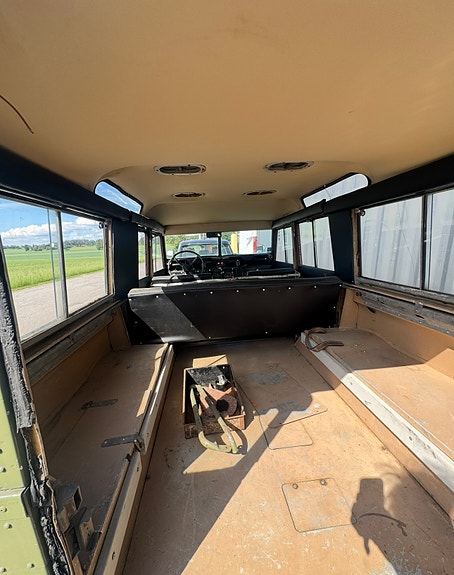 Land Rover 109 1969 photo 4