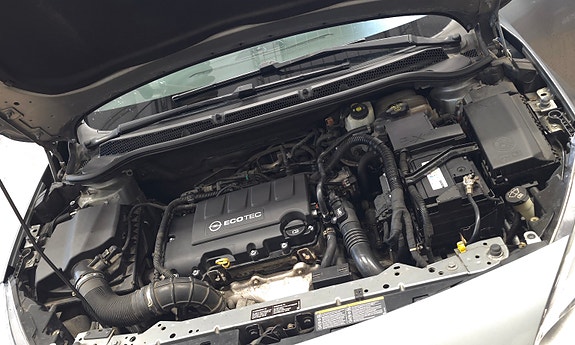 Opel Astra 6 of 8