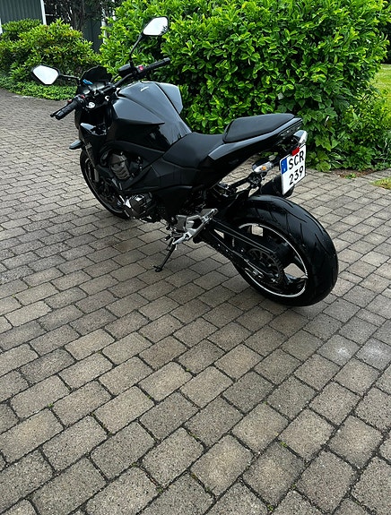 Kawasaki Z800 4 of 6