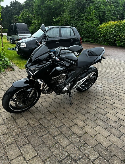 Kawasaki Z800 3 of 6
