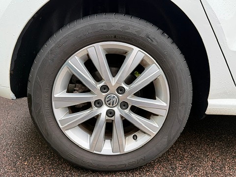 Volkswagen Polo 9 of 11