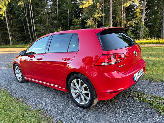 Volkswagen Golf VII 4 of 5