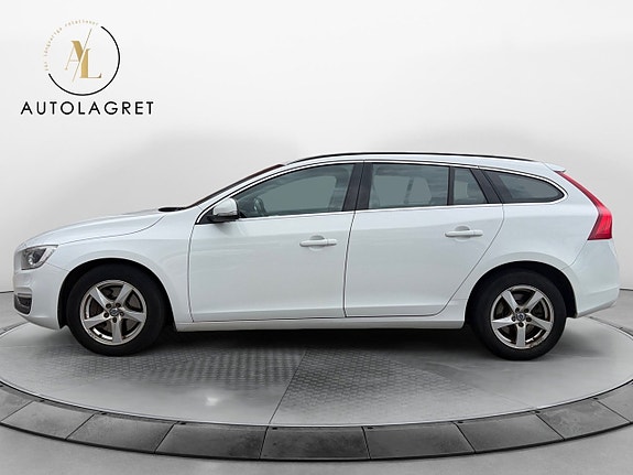Volvo V60 2 of 13