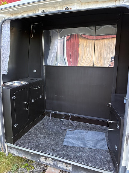 Renault Trafic 13 of 19