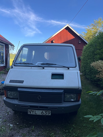 Renault Trafic 2 of 19